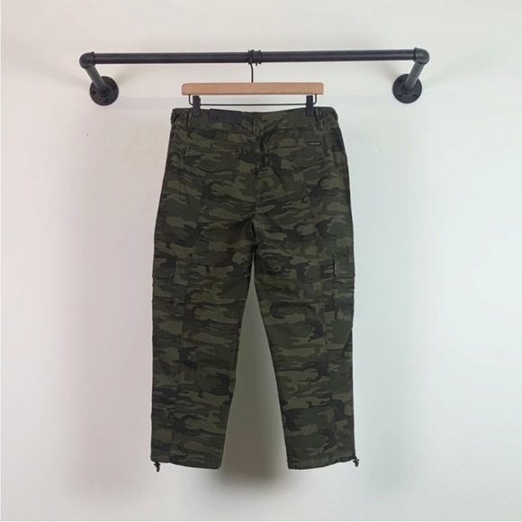 NWT Anthropologie Sanctuary Camo Cargo Cropped Jogger Pants - Picture 8 of 9